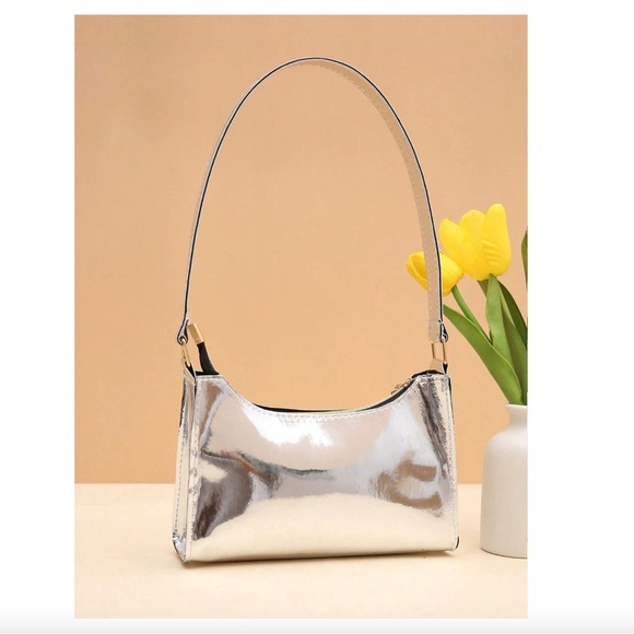 🍒 $5 when bundled - Picture 2 of 4